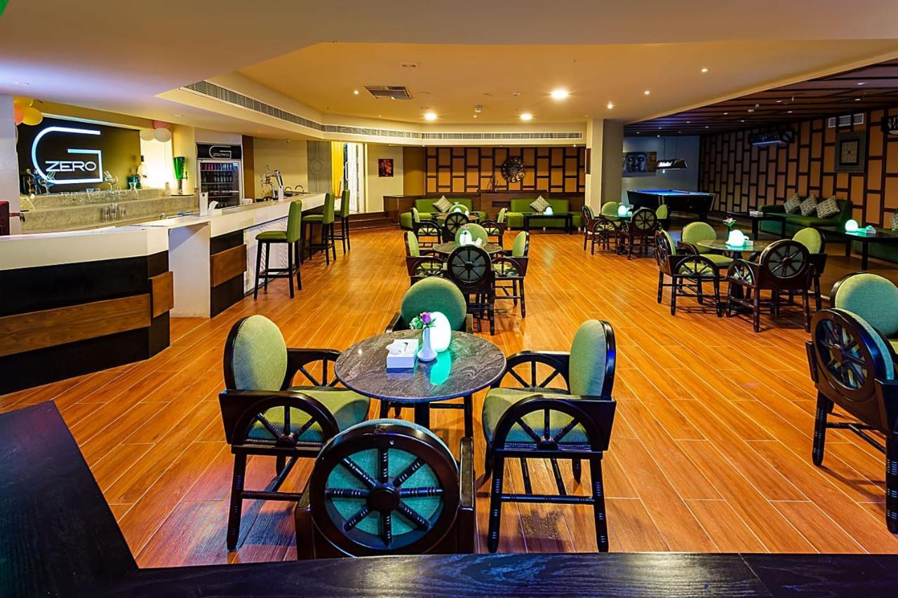 Phoenicia Tower Hotel And Spa Al-Manamah Bagian luar foto