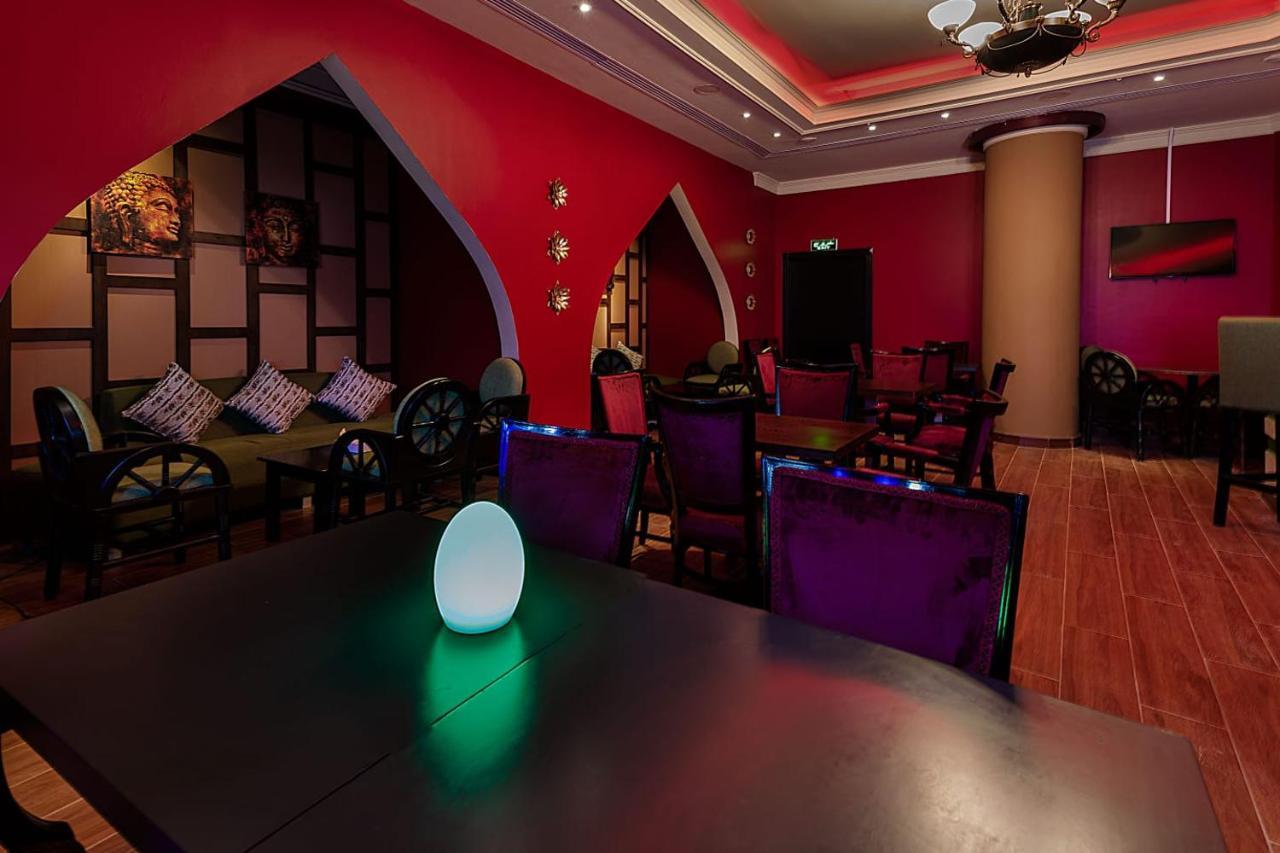 Phoenicia Tower Hotel And Spa Al-Manamah Bagian luar foto