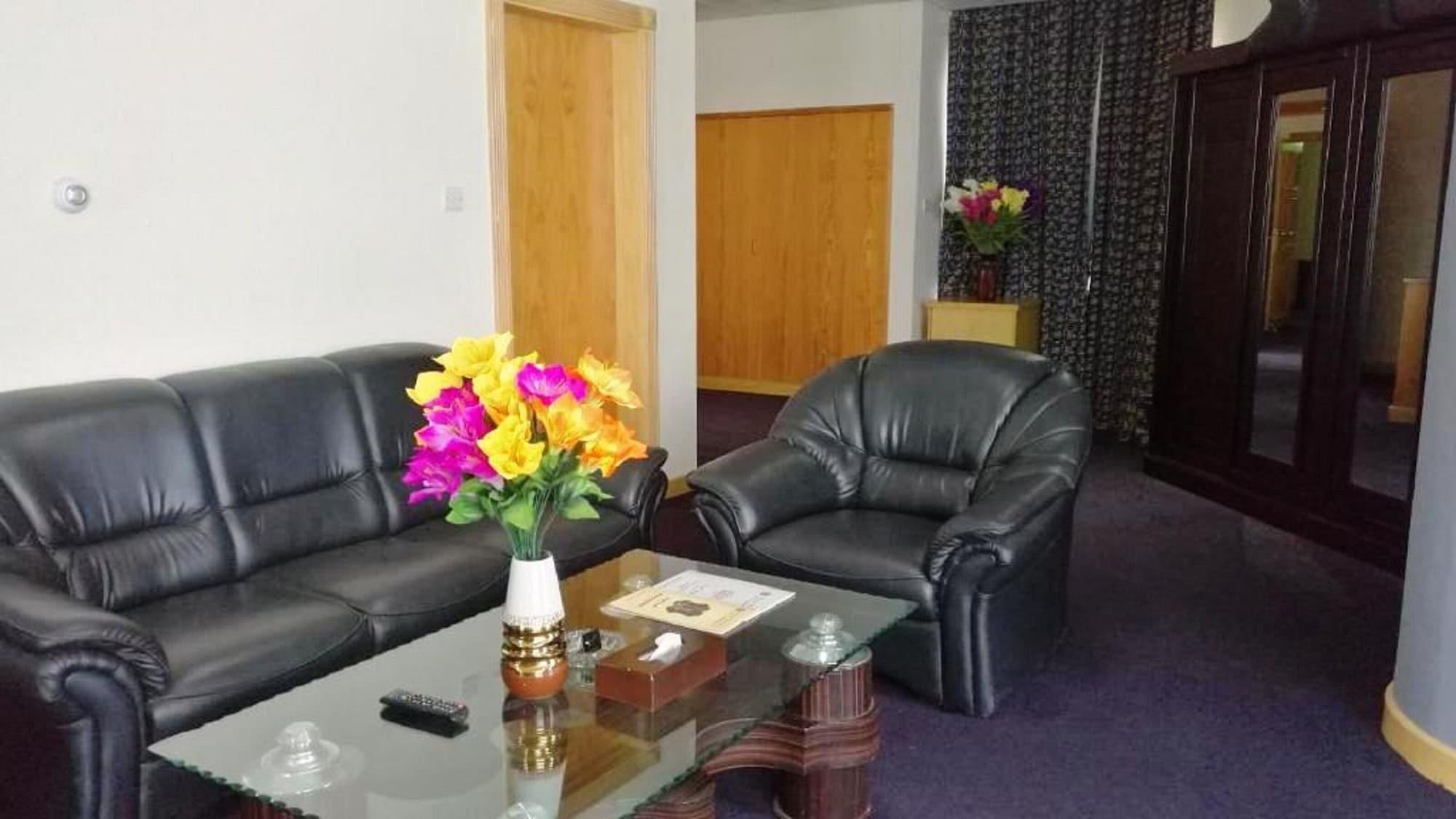 Phoenicia Tower Hotel And Spa Al-Manamah Bagian luar foto