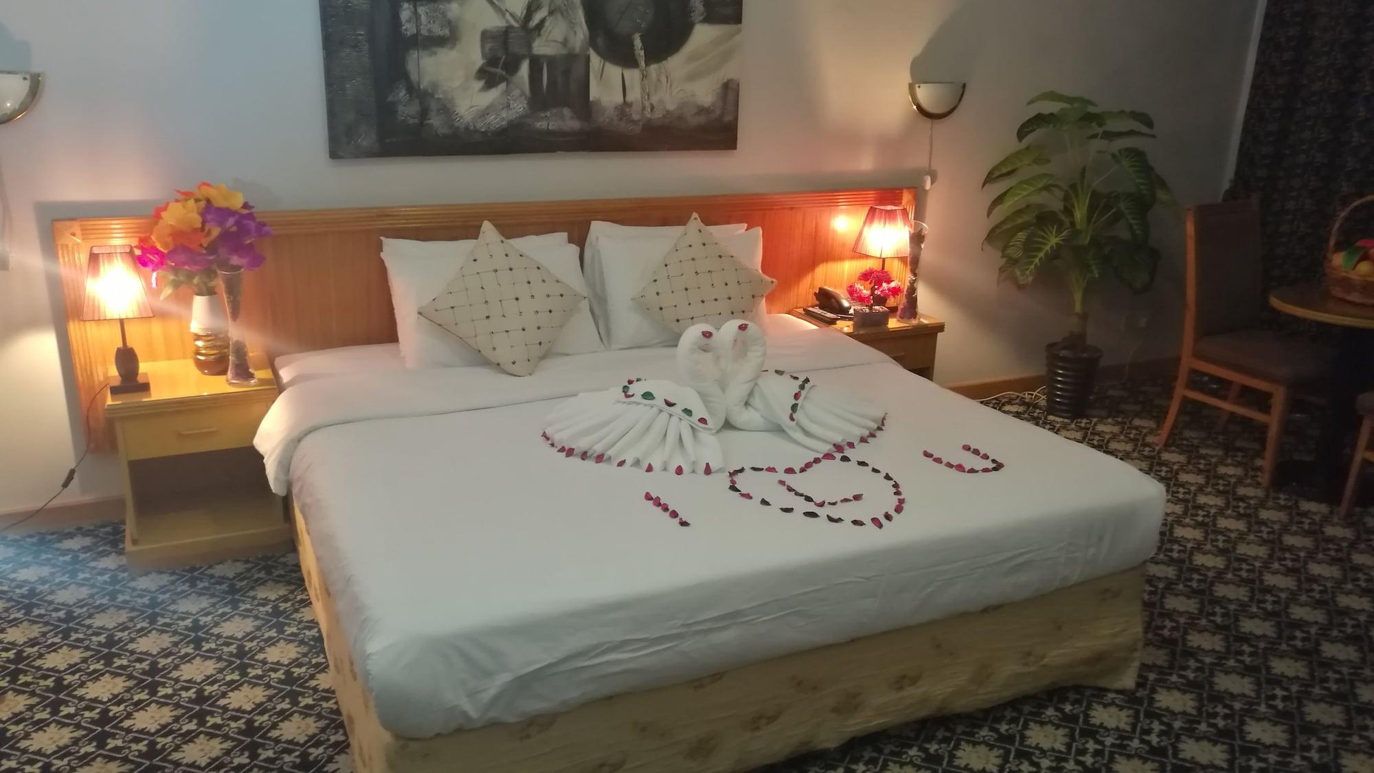 Phoenicia Tower Hotel And Spa Al-Manamah Bagian luar foto