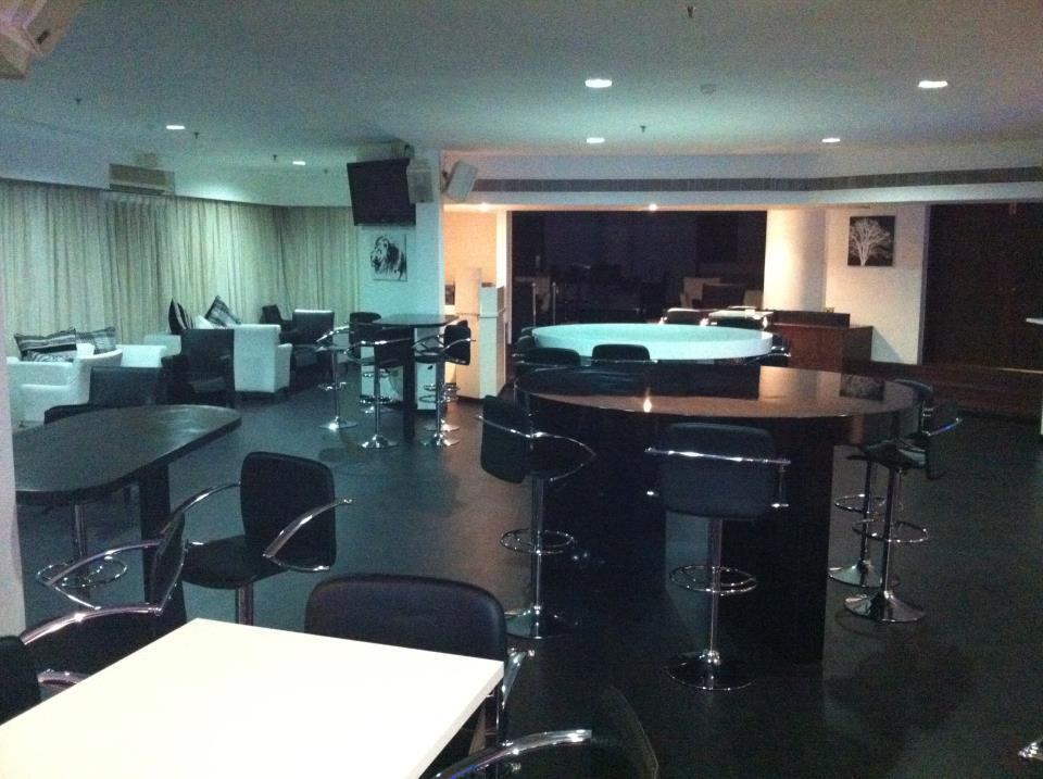Phoenicia Tower Hotel And Spa Al-Manamah Bagian luar foto